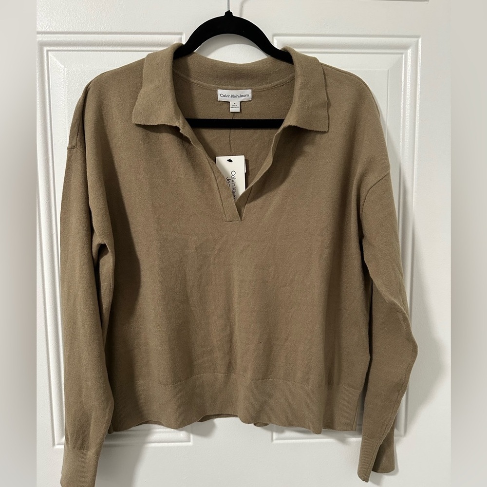 Calvin Klein Jeans Women's Long Sleeve Polo Collar Top, Size M NWT